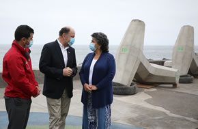 Ministro Alfredo Moreno supervisa construcción de nueva infraestructura de protección ante marejadas en Avenida Perú de Viña del Mar