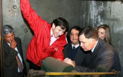 Ministro de Obras Públicas presenta diseño de restauración del ascensor Van Buren