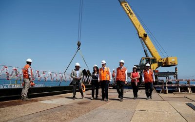 Comienza reinstalación de grúa histórica en restauración del Muelle Vergara de Viña del Mar