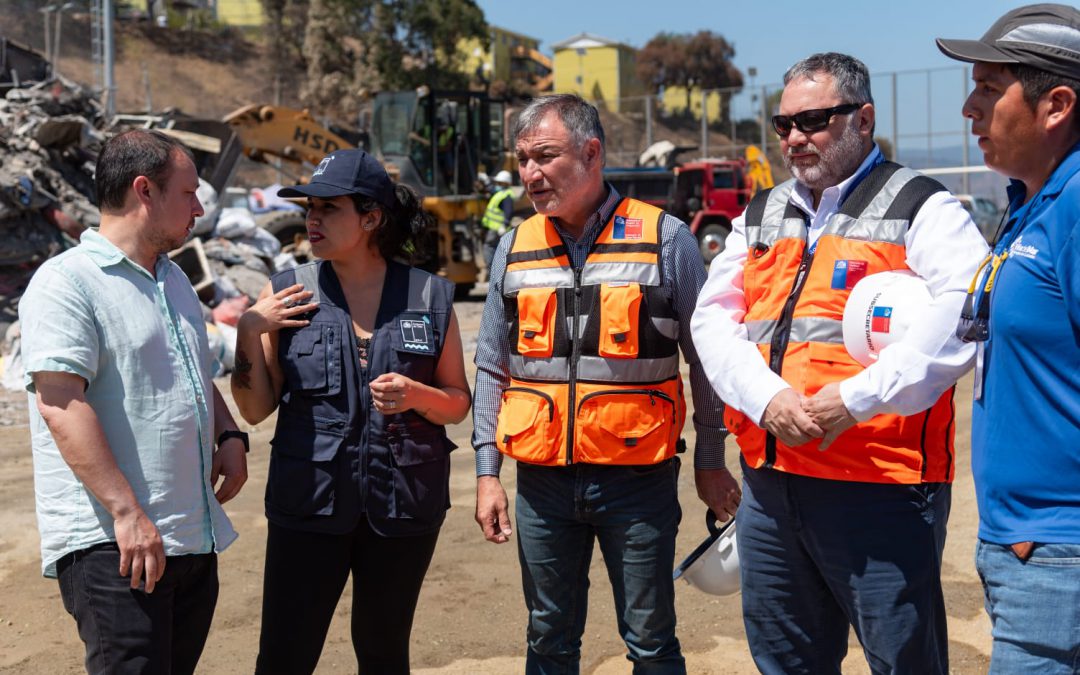 Ministerio de Obras Públicas informa que maquinaria para despeje de escombros llegará a más de 400 en los próximos días